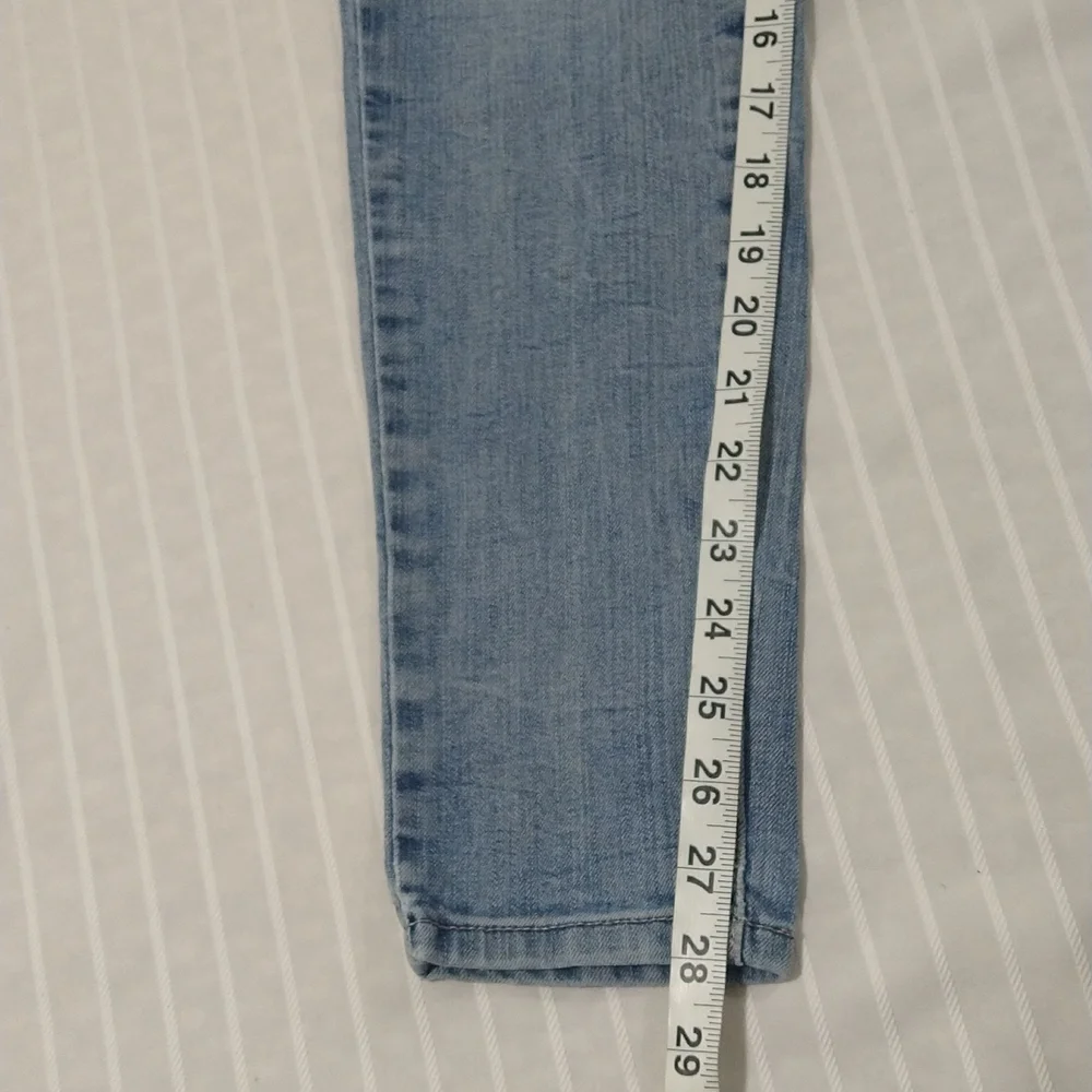 Levis Women Jean Leggings - Picture 5 of 10